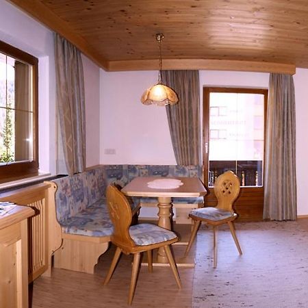ホテル Laerchenhof ロイタシュ エクステリア 写真