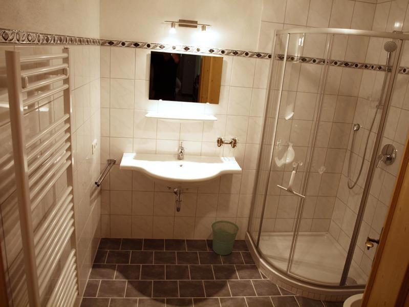 ホテル Laerchenhof ロイタシュ 部屋 写真