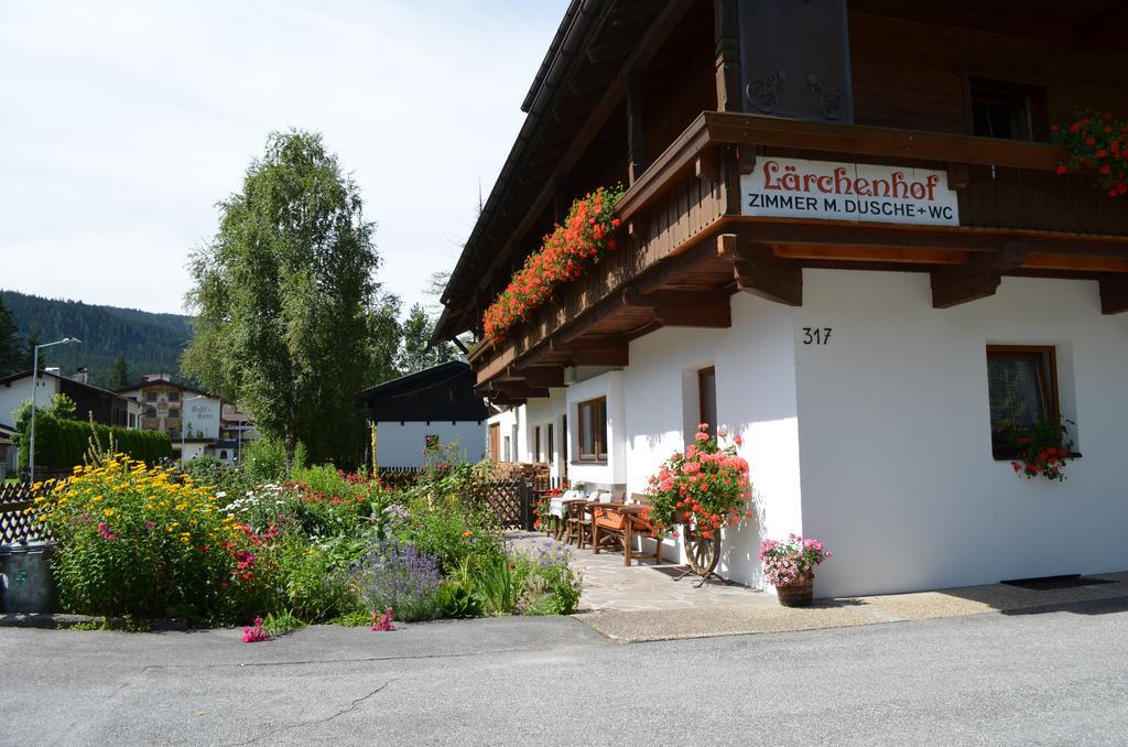 ホテル Laerchenhof ロイタシュ エクステリア 写真